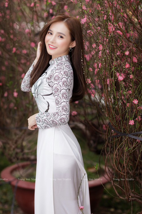 “荒野追风：沙漠上演的速度与激情”，一部荒野沙漠枪战动作片